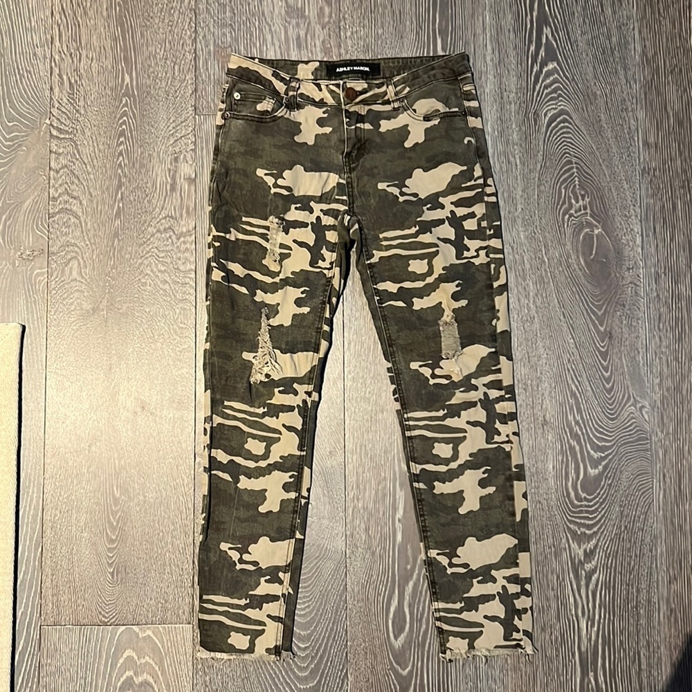 Ashley Mason size 26 camo jeans